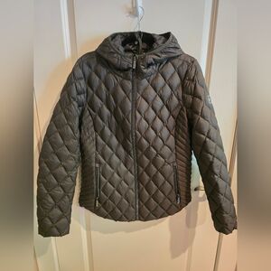 Michael Kors Women's Packable Puffer Jacket in Green Size L